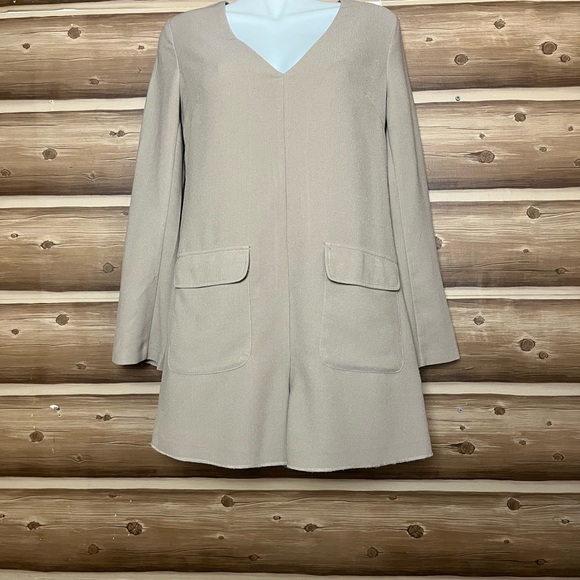 Lush Pants - 5/$30 Lush women long sleeve‎ V-neck tan romper shorts size M